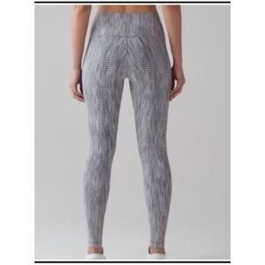 Lululemon Wunder Under Hi-Rise Tight Luon Arrow Jacquard Silver Gray Sz 6 Long